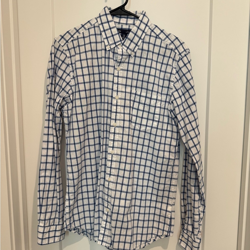 GAP Men's Navy and White Plaid Shirt